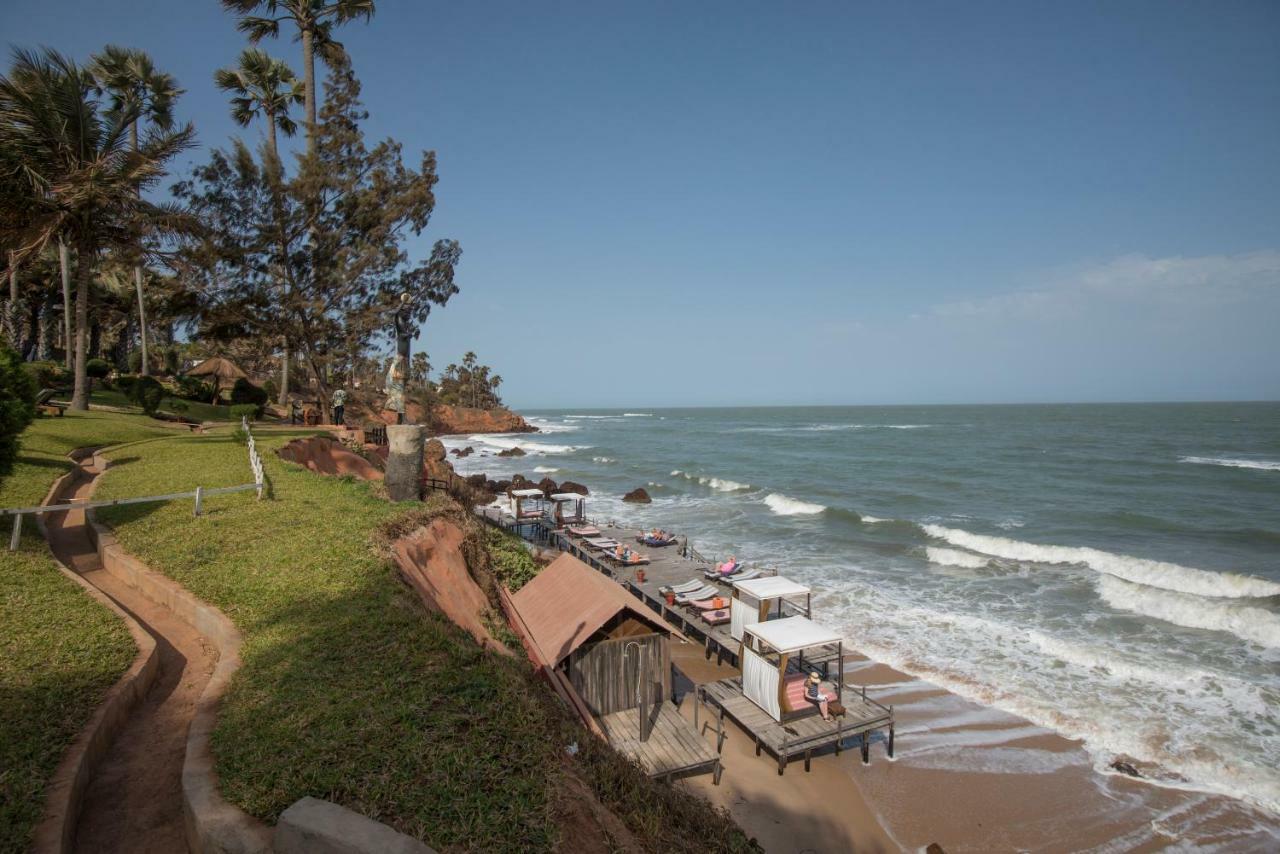 Ngala Lodge Fajara ภายนอก รูปภาพ