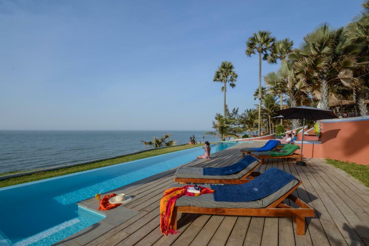 Ngala Lodge Fajara ภายนอก รูปภาพ